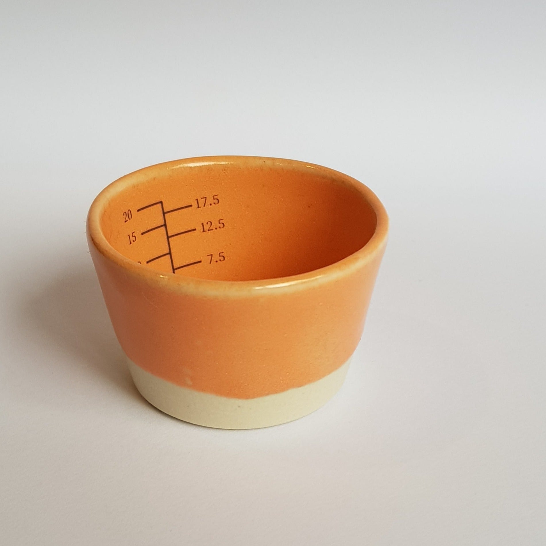 Stoneware Measuring Cup: Peach